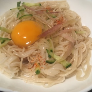 みょうが、きゅうりの月見そうめん